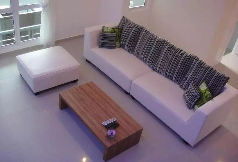 Shamrock Beach Villas