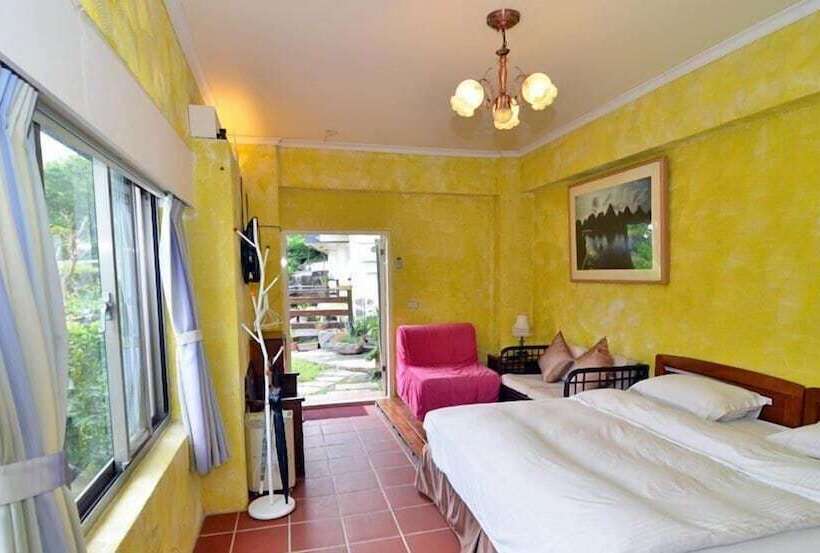 تختخواب و صبحانه Levite Villa