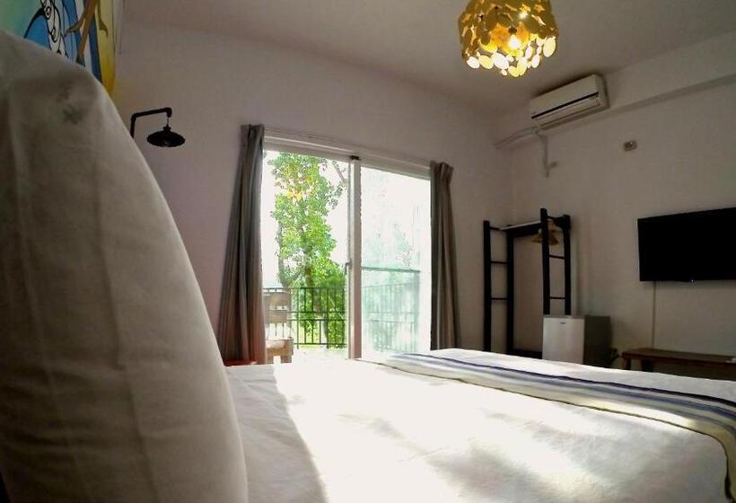 تختخواب و صبحانه Surfspot House