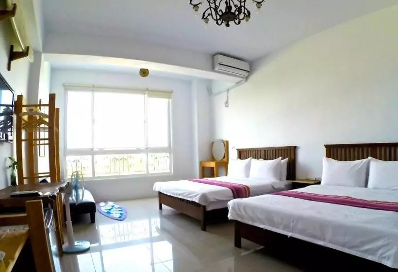 تختخواب و صبحانه Surfspot House