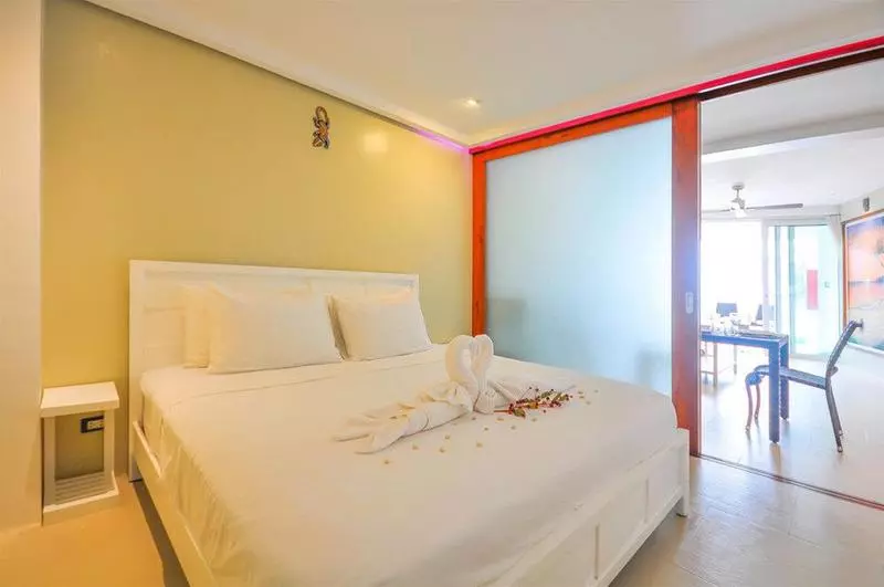 هتل Boracay Karuna Luxury Suites