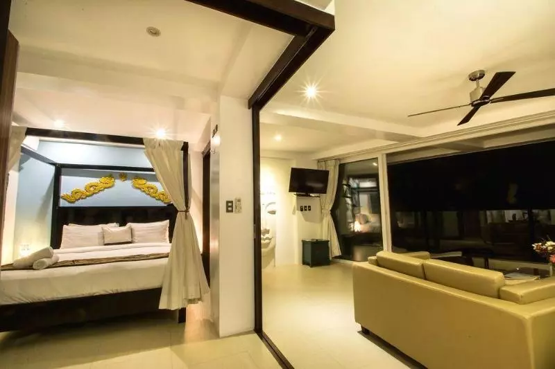 هتل Boracay Karuna Luxury Suites
