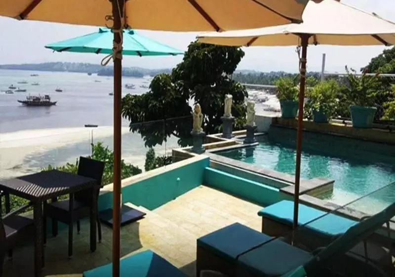 هتل Boracay Karuna Luxury Suites
