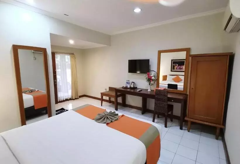 Hotel Catur Putra