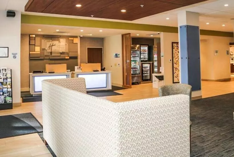 ホテル Holiday Inn Express & Suites Kingston Ulster, An Ihg