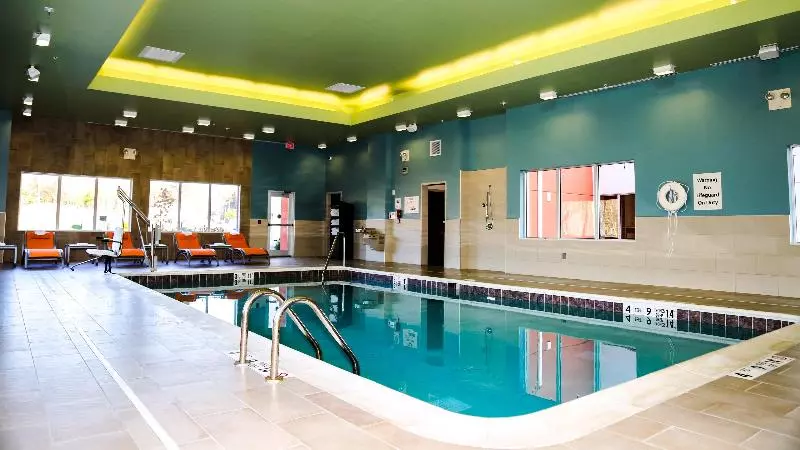 ホテル Holiday Inn Express & Suites Kingston Ulster, An Ihg
