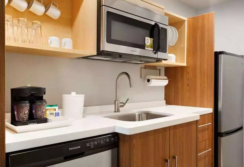 ホテル Home2 Suites By Hilton Roanoke, Va