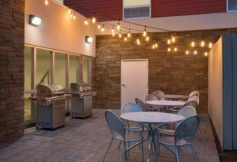 ホテル Home2 Suites By Hilton Roanoke, Va