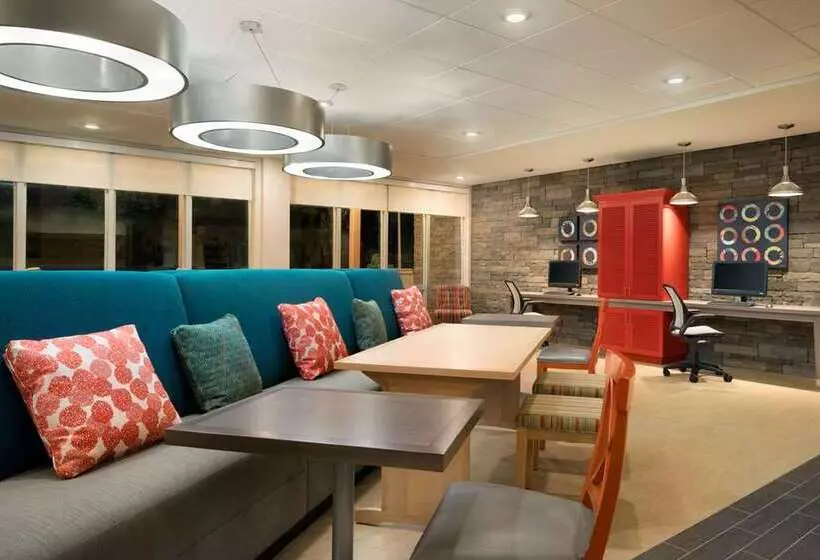 ホテル Home2 Suites By Hilton Roanoke, Va