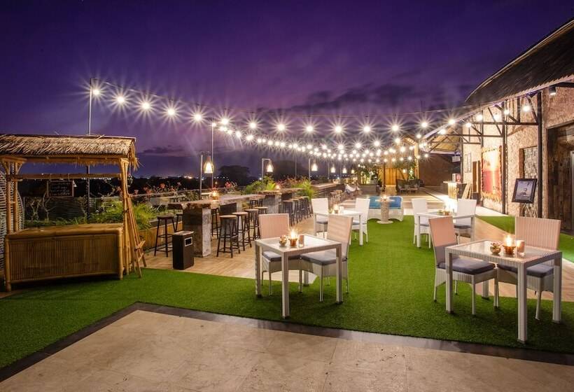 호텔 Jimbaran Bay Beach Resort And Spa By Prabhu