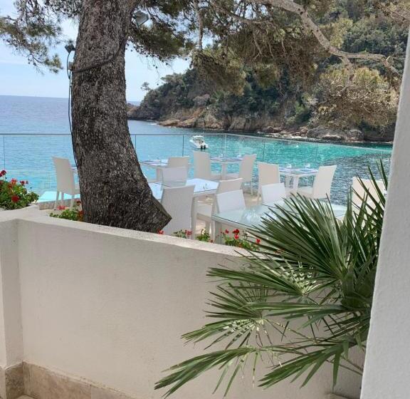 فندق La Calanque