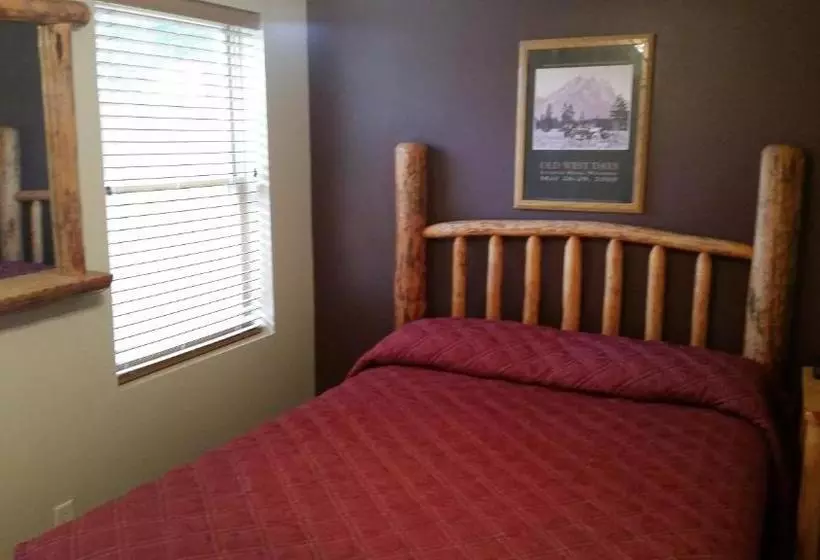 هتل Multi Resorts At Jackson Pines