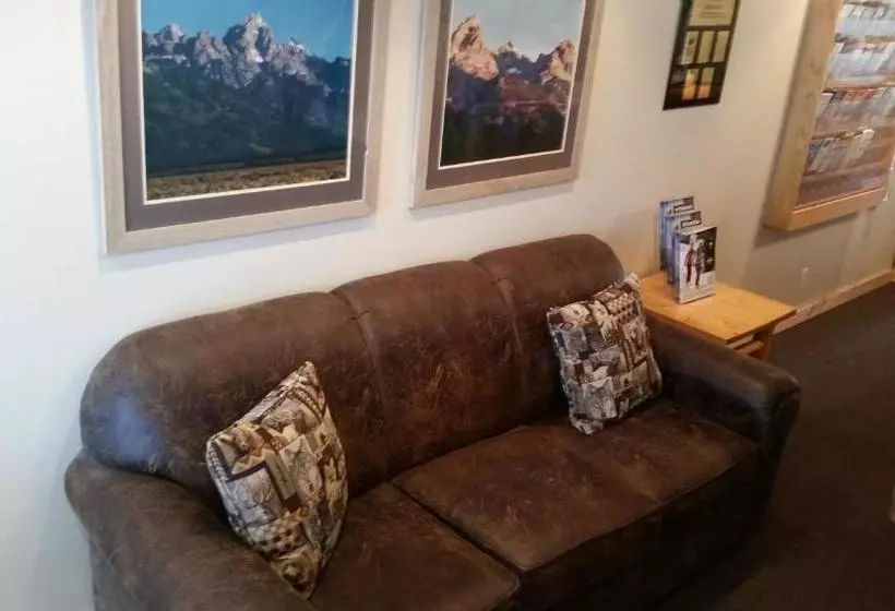 هتل Multi Resorts At Jackson Pines