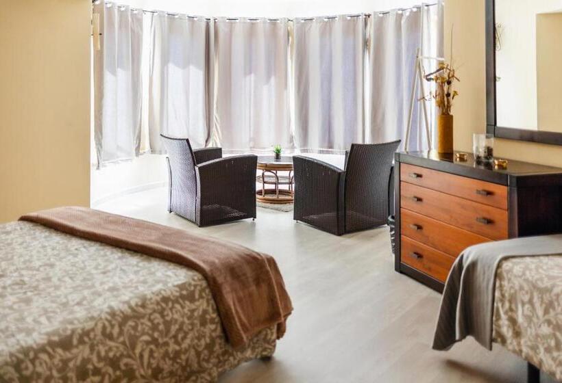 Szálloda Pksc   Surfers Beach House