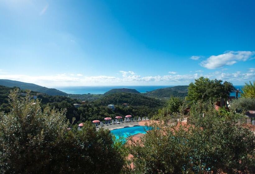 فندق Pietre Rosse Residence Club Palinuro