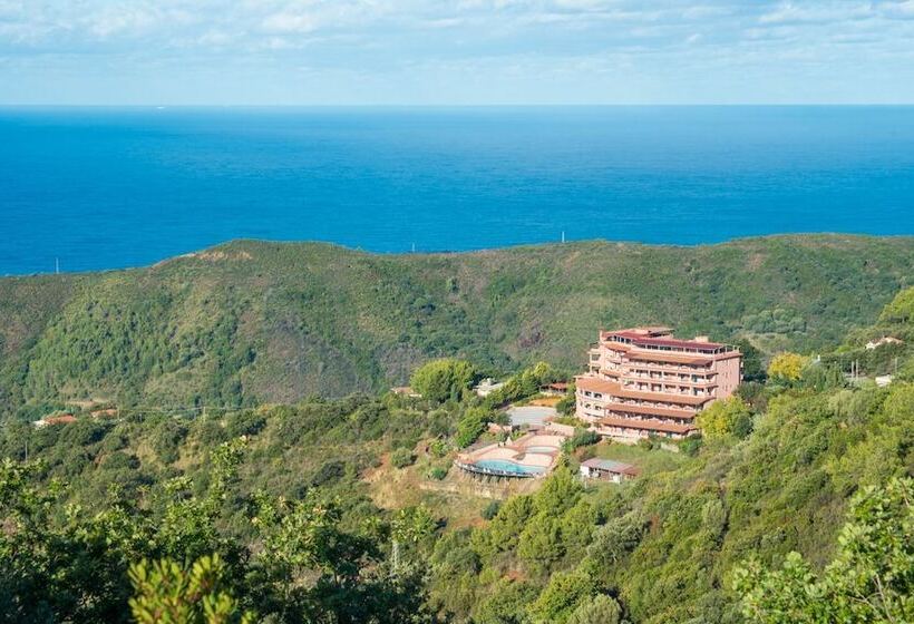 فندق Pietre Rosse Residence Club Palinuro