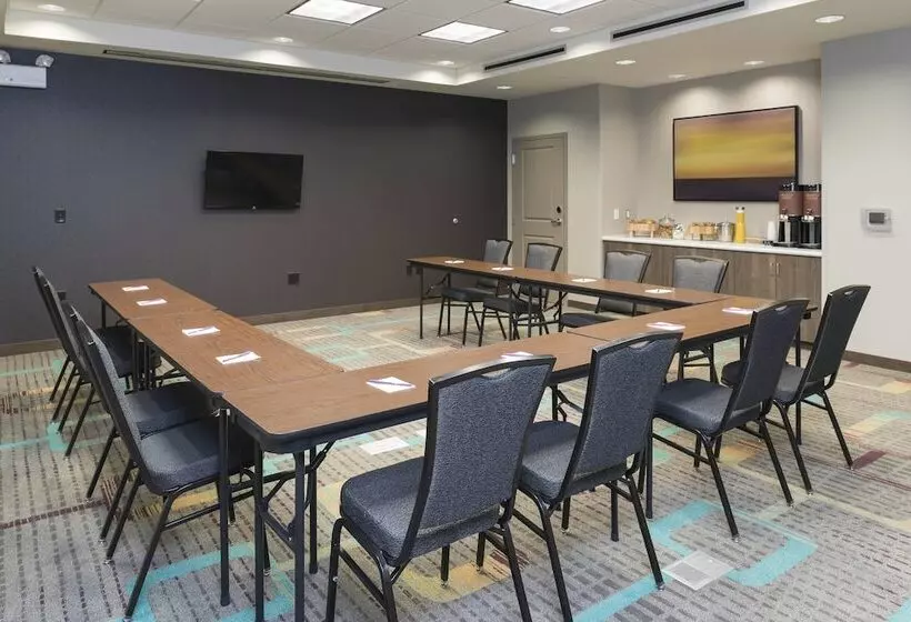 ホテル Residence Inn By Marriott Milwaukee West