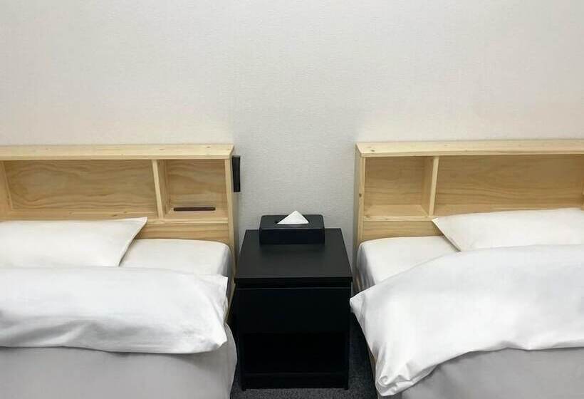 בית מלון כפרי Royal Oak Gotanda