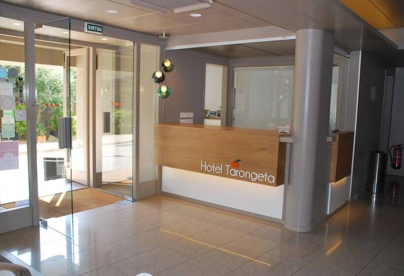 فندق Tarongeta   Adults Only