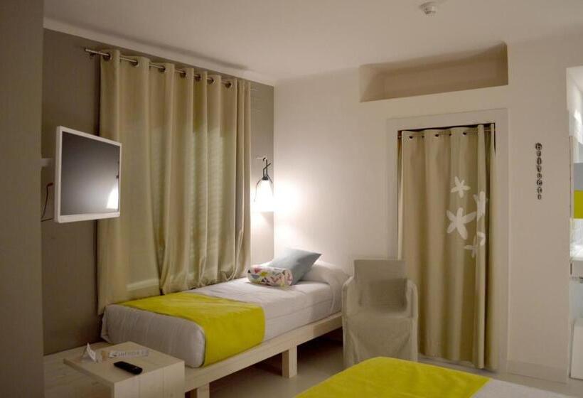 فندق Tarongeta   Adults Only