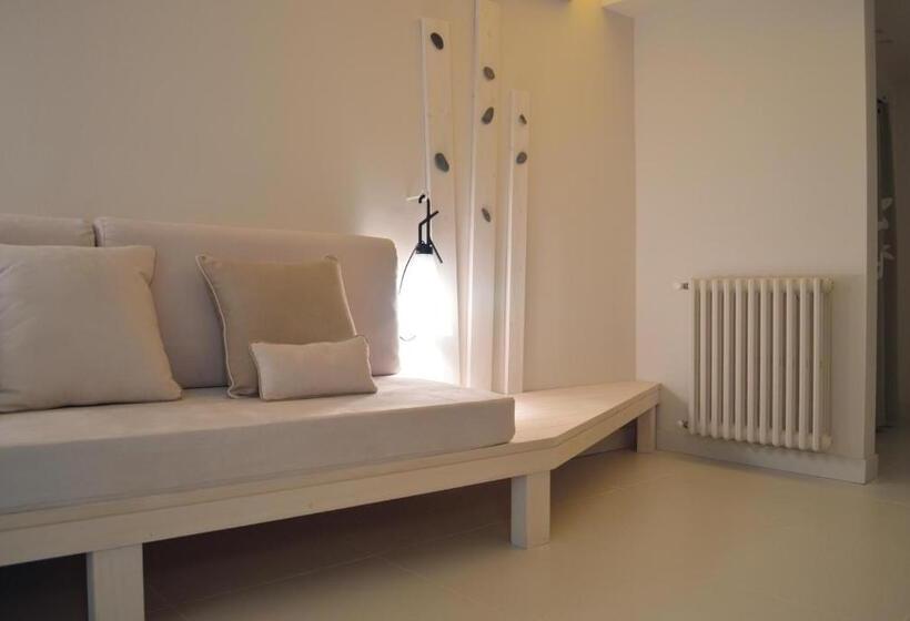 فندق Tarongeta   Adults Only