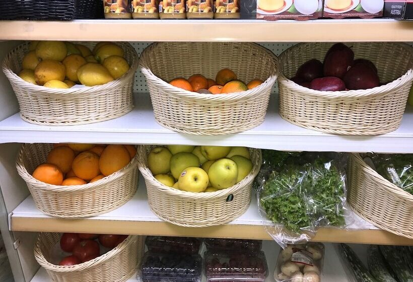 Hollywood Mirage   Excel Hotels & Resorts