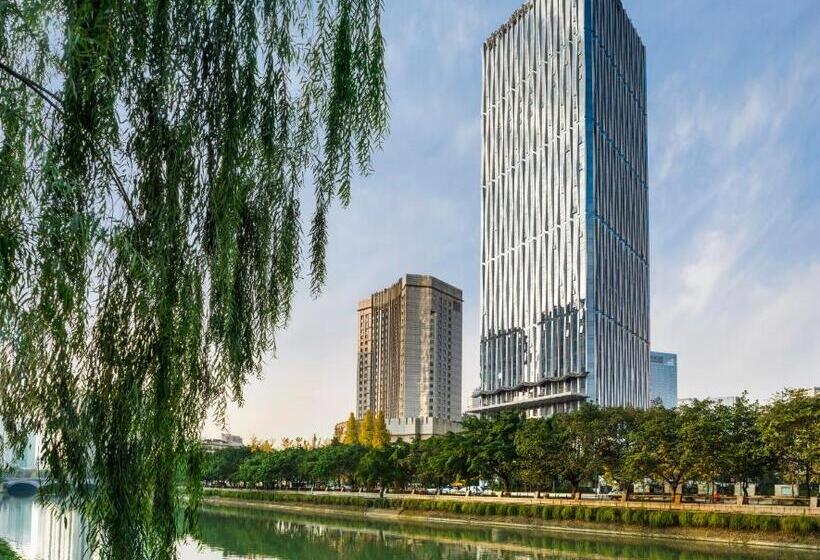 בית מלון כפרי Wanda Reign Chengdu