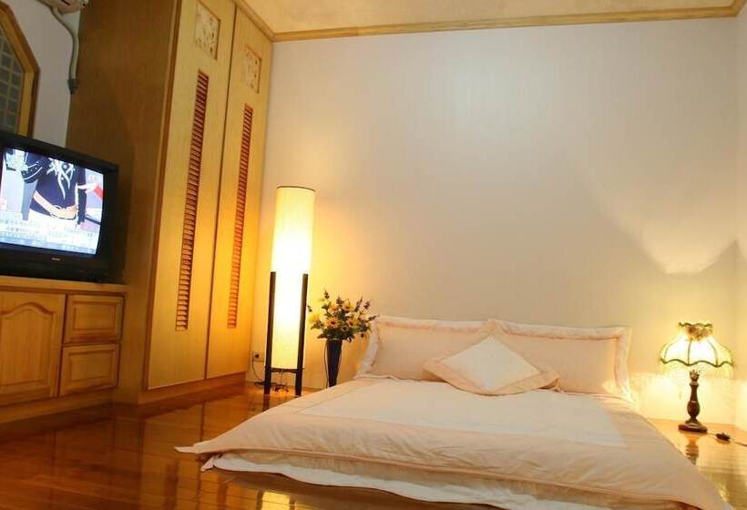 تختخواب و صبحانه Yilan Affectivity