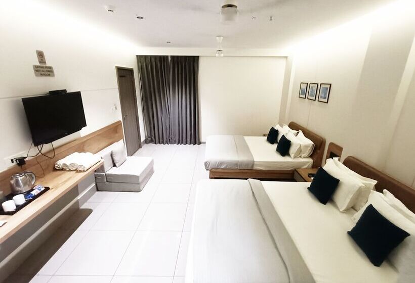 Kant By Gohotels Near Shree Dwarkadhish Temple