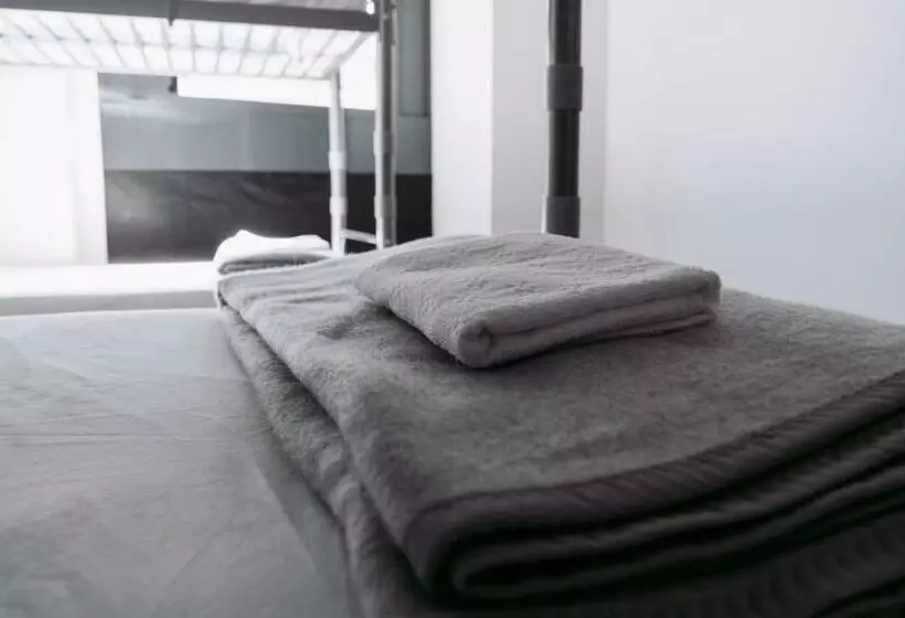 Retkeilymaja Middle Point