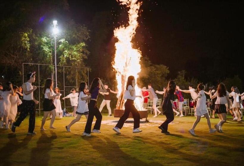 هتل Bluehome Villa