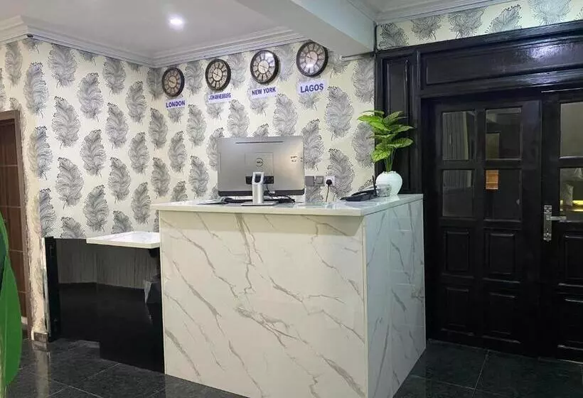 هتل Mok Apartments & Suites