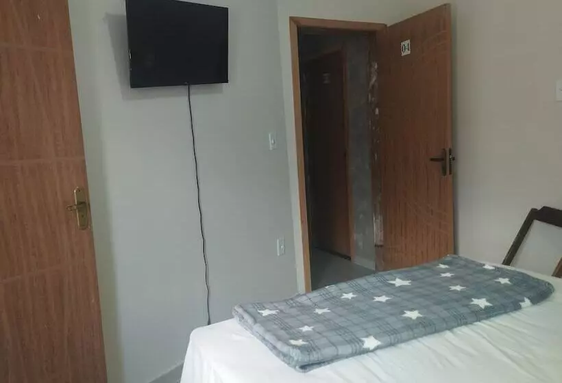 Hotelli Pousada Gomes