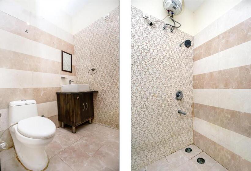 Hotelli Woodcrest Zirakpur Chandigarh Best Family