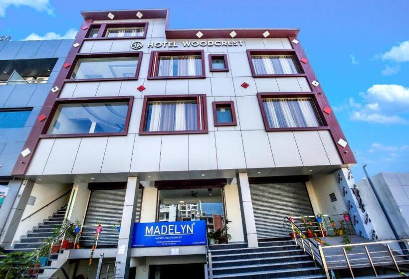 Hotelli Woodcrest Zirakpur Chandigarh Best Family