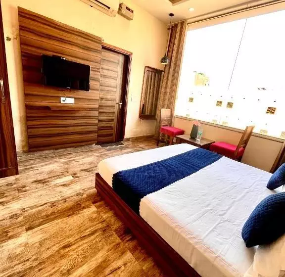 ホテル Woodcrest Zirakpur Chandigarh  Best Family