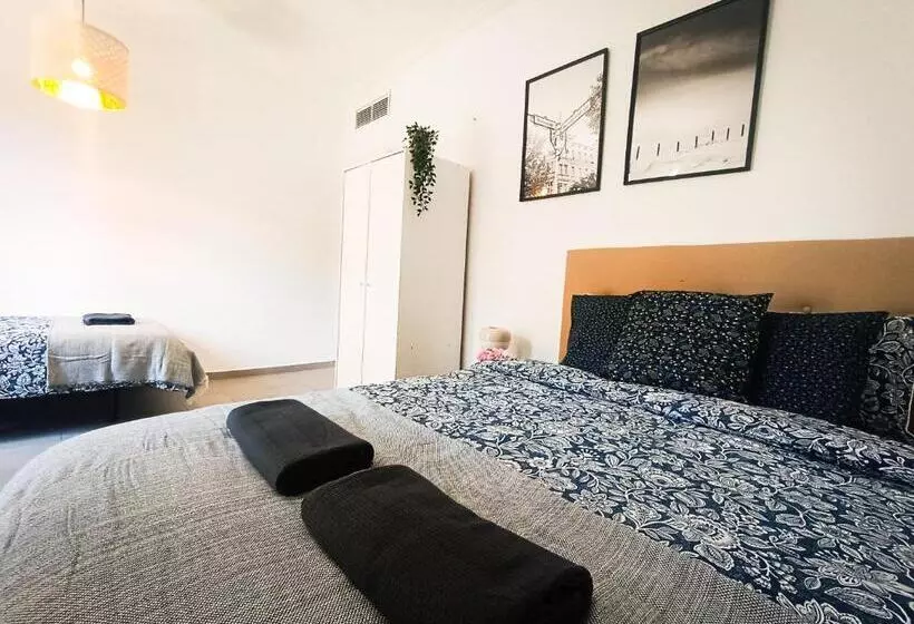 هاستل Private Rooms In Heart Of Barcelona