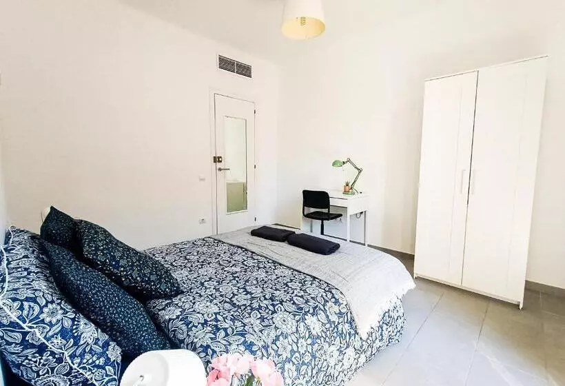 هاستل Private Rooms In Heart Of Barcelona