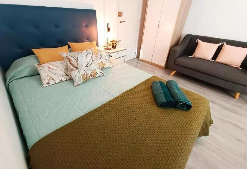 هاستل Private Rooms In Heart Of Barcelona