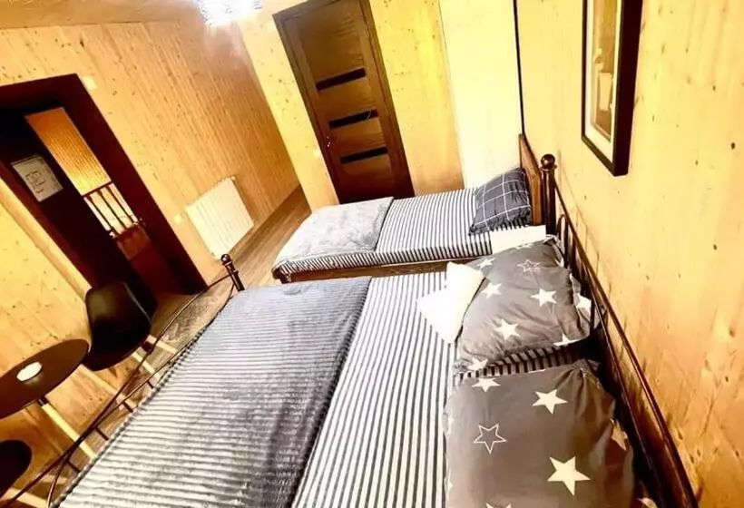 Bismillah Hotel And Restaurent