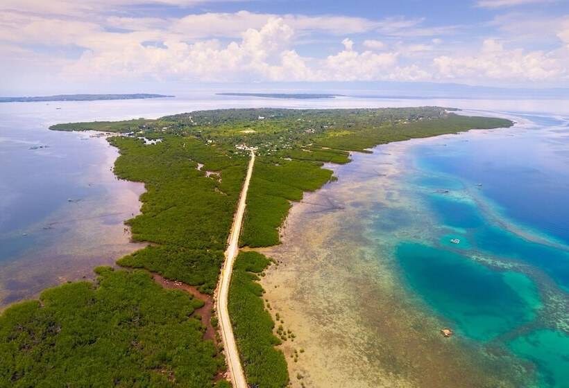 H Resort The Coral Cliff