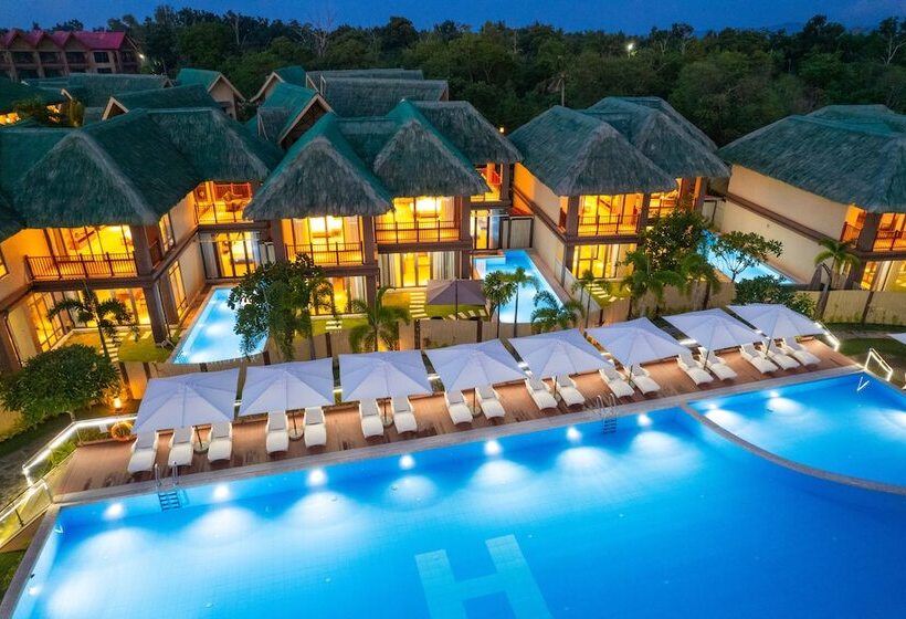 H Resort The Coral Cliff