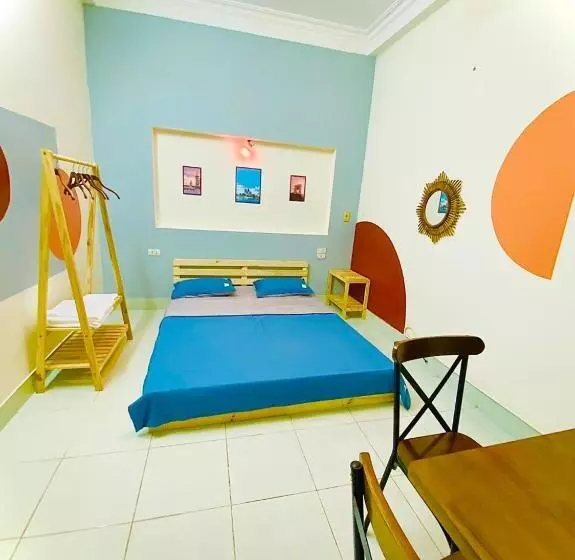 هتل Lion Homestay