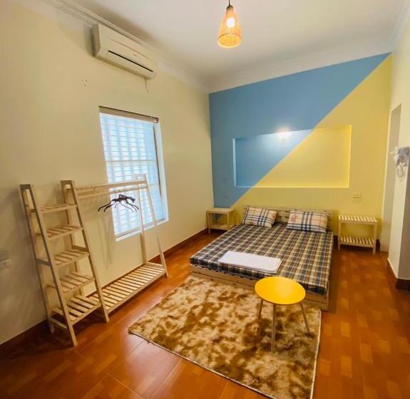 هتل Lion Homestay