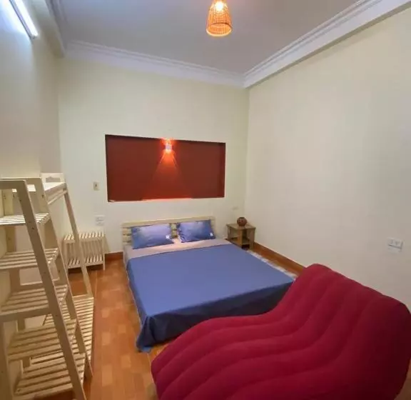 هتل Lion Homestay