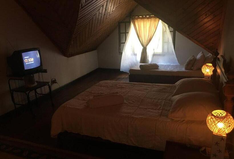 تختخواب و صبحانه Le Fumoir De L  Artisan Guest House