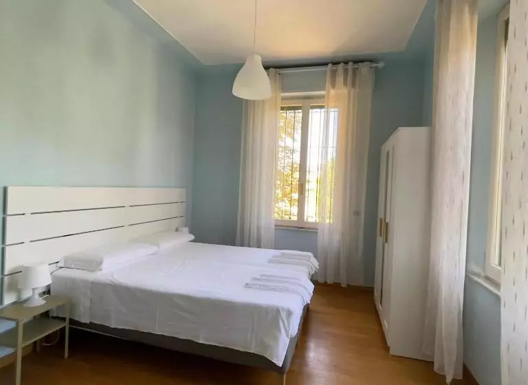 تختخواب و صبحانه Villa Peonia Parma