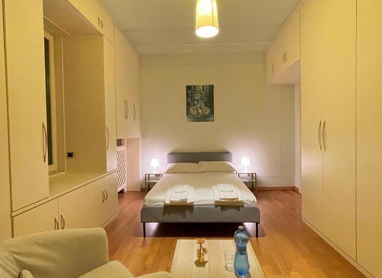 تختخواب و صبحانه Villa Peonia Parma