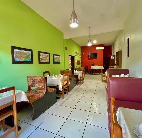 هتل Centro Villarrica   Paraguay