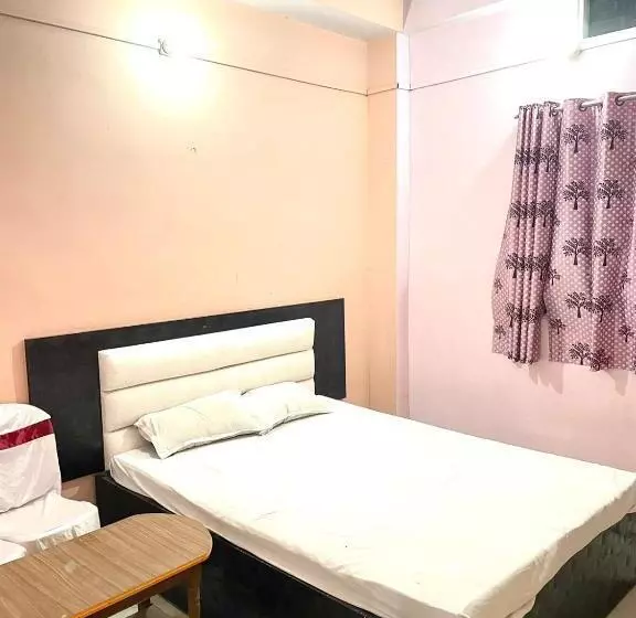 Hotel Jmd Palace